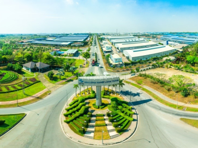 Cung Cấp Tạp Vụ Vệ Sinh Tại Long Thành